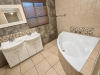  of property in Amberfield
