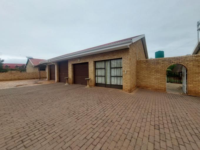 1 Bedroom Apartment to Rent in Rensburg - Property to rent - MR724613