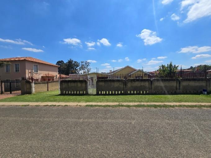 3 Bedroom House for Sale For Sale in Lenasia - MR724617
