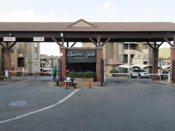 2 Bedroom Simplex for Sale For Sale in Meredale - MR724618