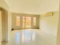  of property in Die Hoewes