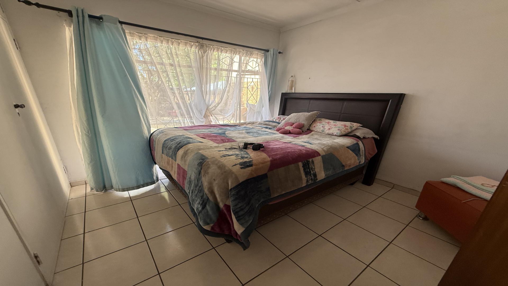 Bed Room 5+ of property in Middelburg - MP