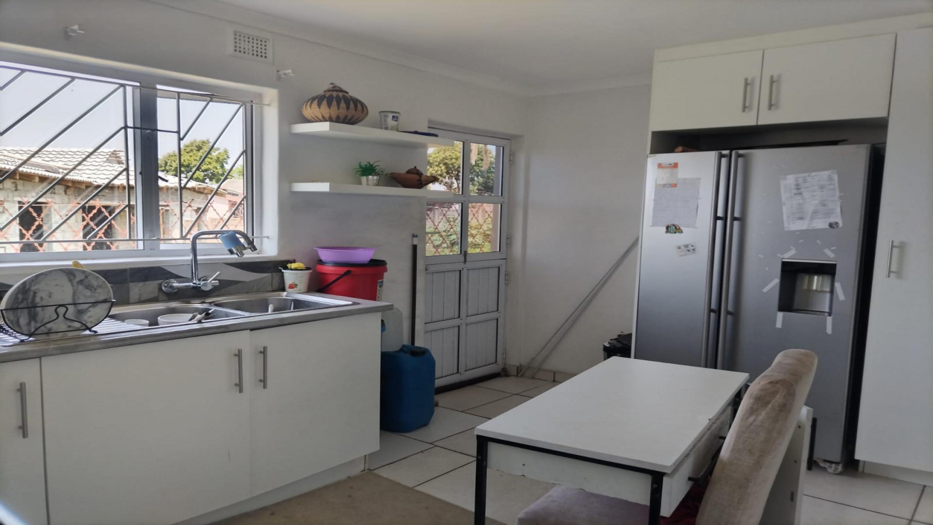 Kitchen of property in Kwandengezi