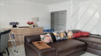 Lounges of property in Kwandengezi