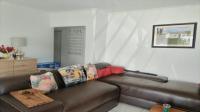 Lounges of property in Kwandengezi