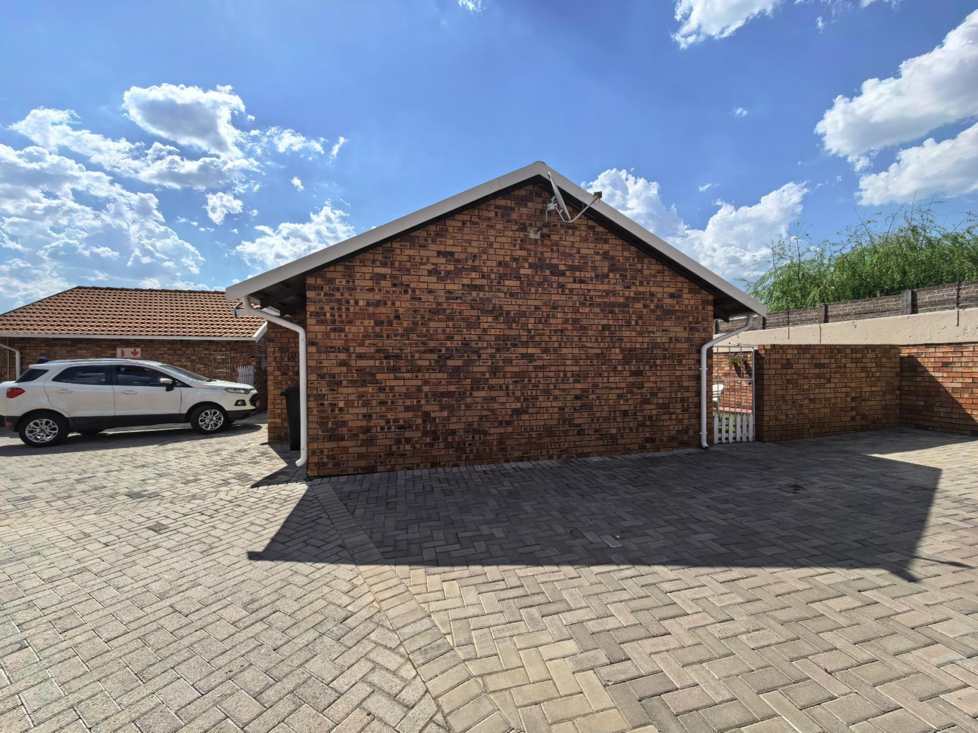  of property in Witfield