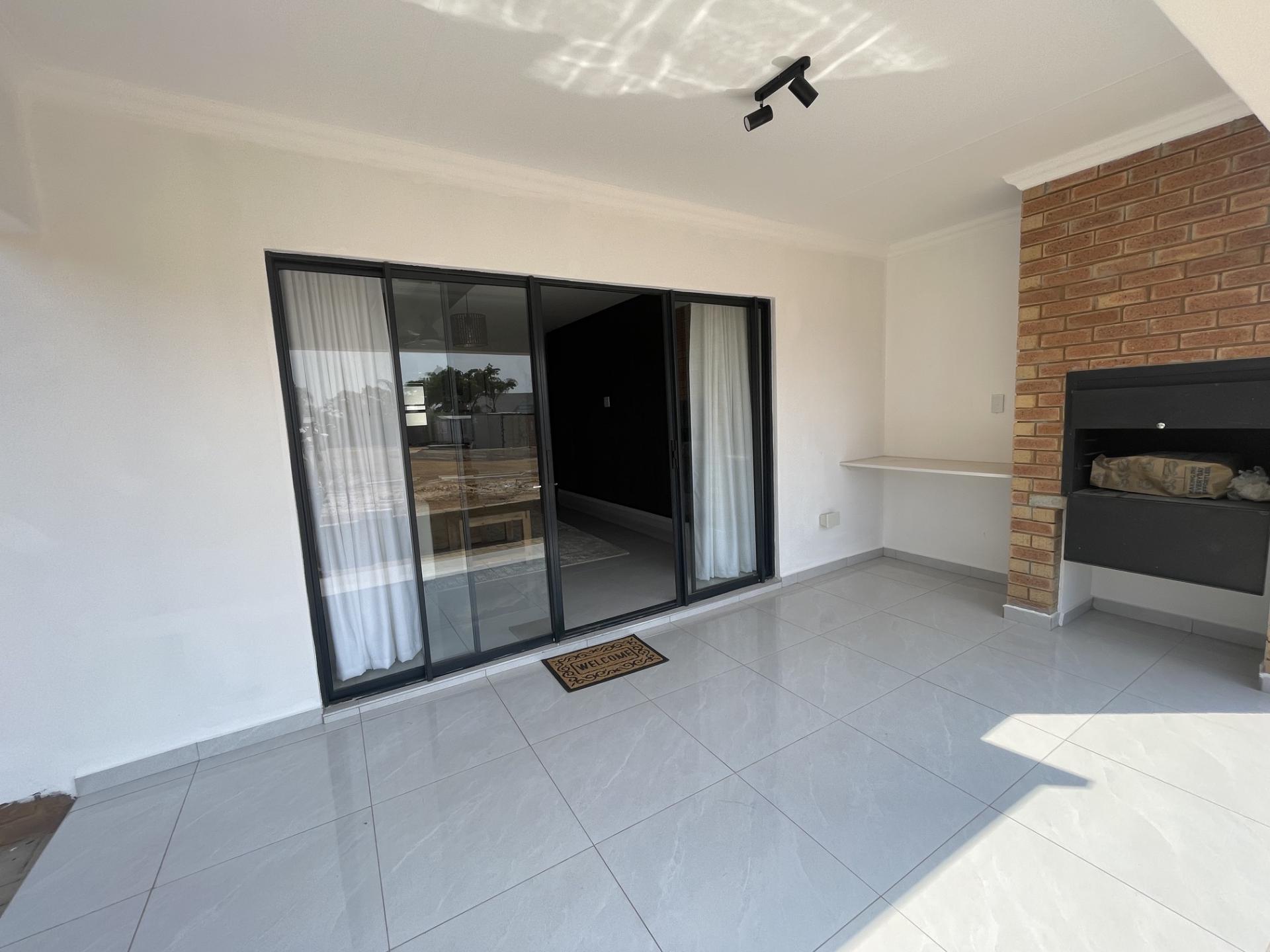  of property in Heatherview
