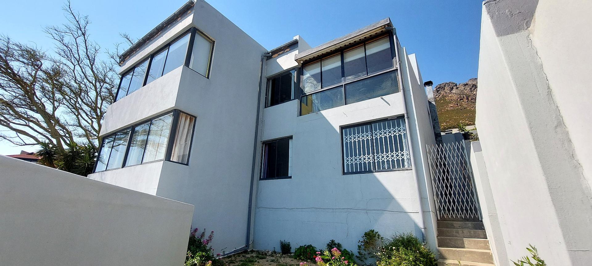  of property in Gordons Bay