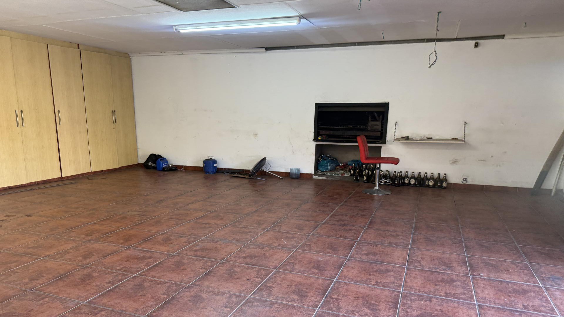 Garage of property in Reyno Ridge