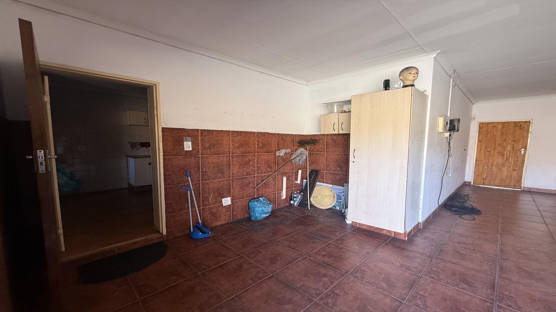 Garage of property in Reyno Ridge
