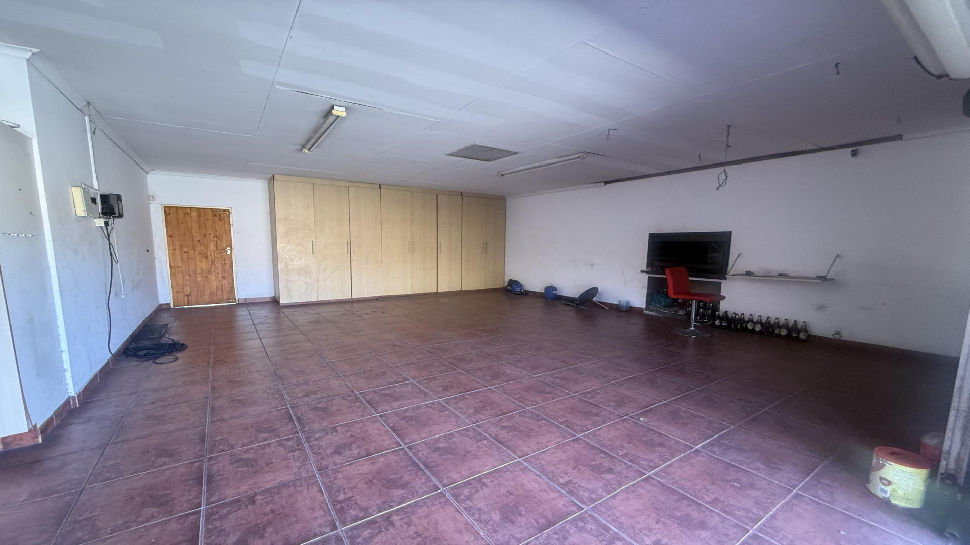 Garage of property in Reyno Ridge