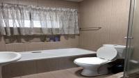 Bathroom 1 of property in Moregloed (PTA)