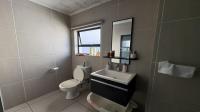 Bathroom 2 of property in Greenstone Hill
