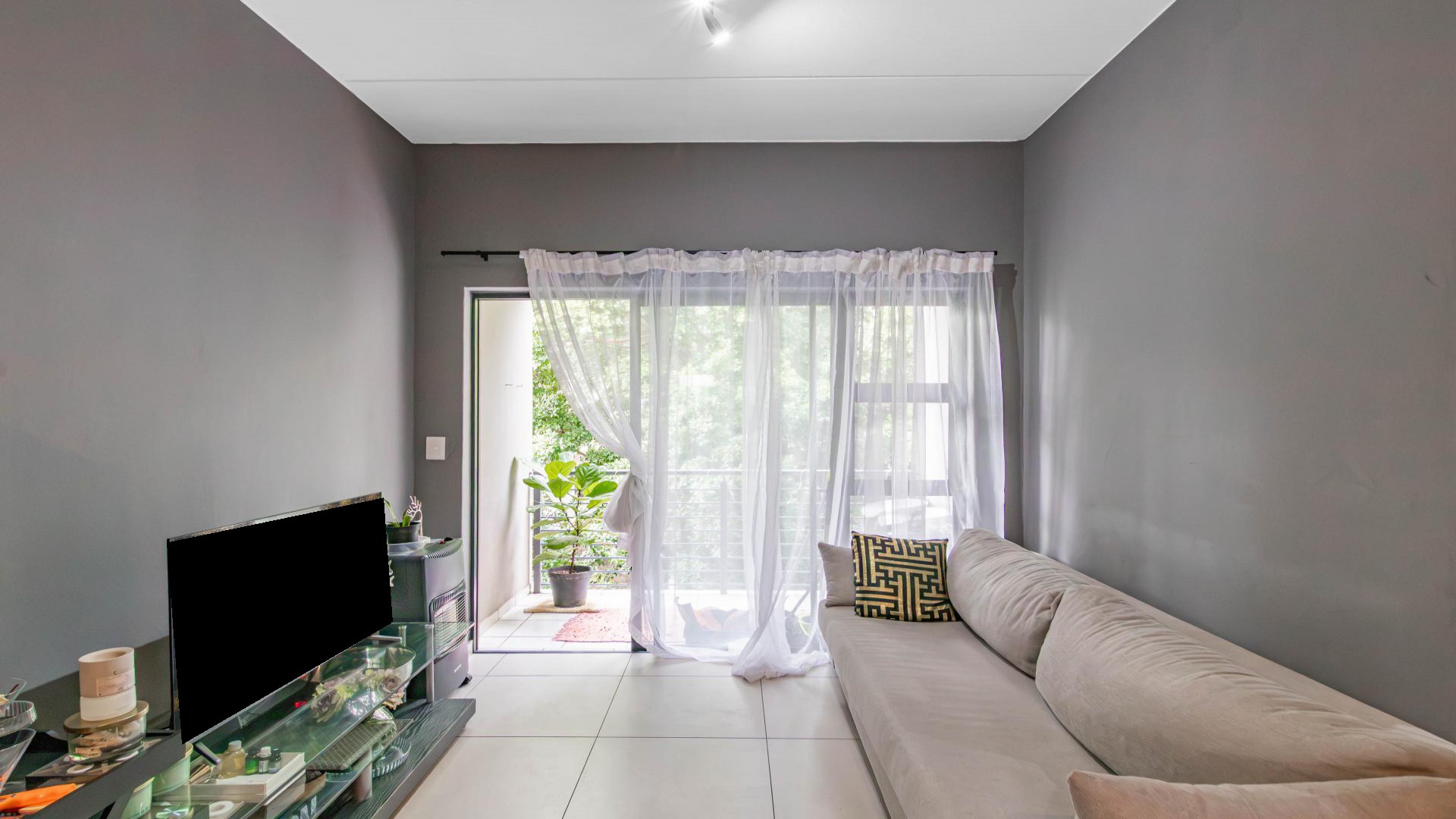 Lounges of property in North Riding