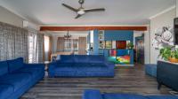 Lounges of property in Manaba Beach