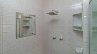Bathroom 1 of property in Manaba Beach