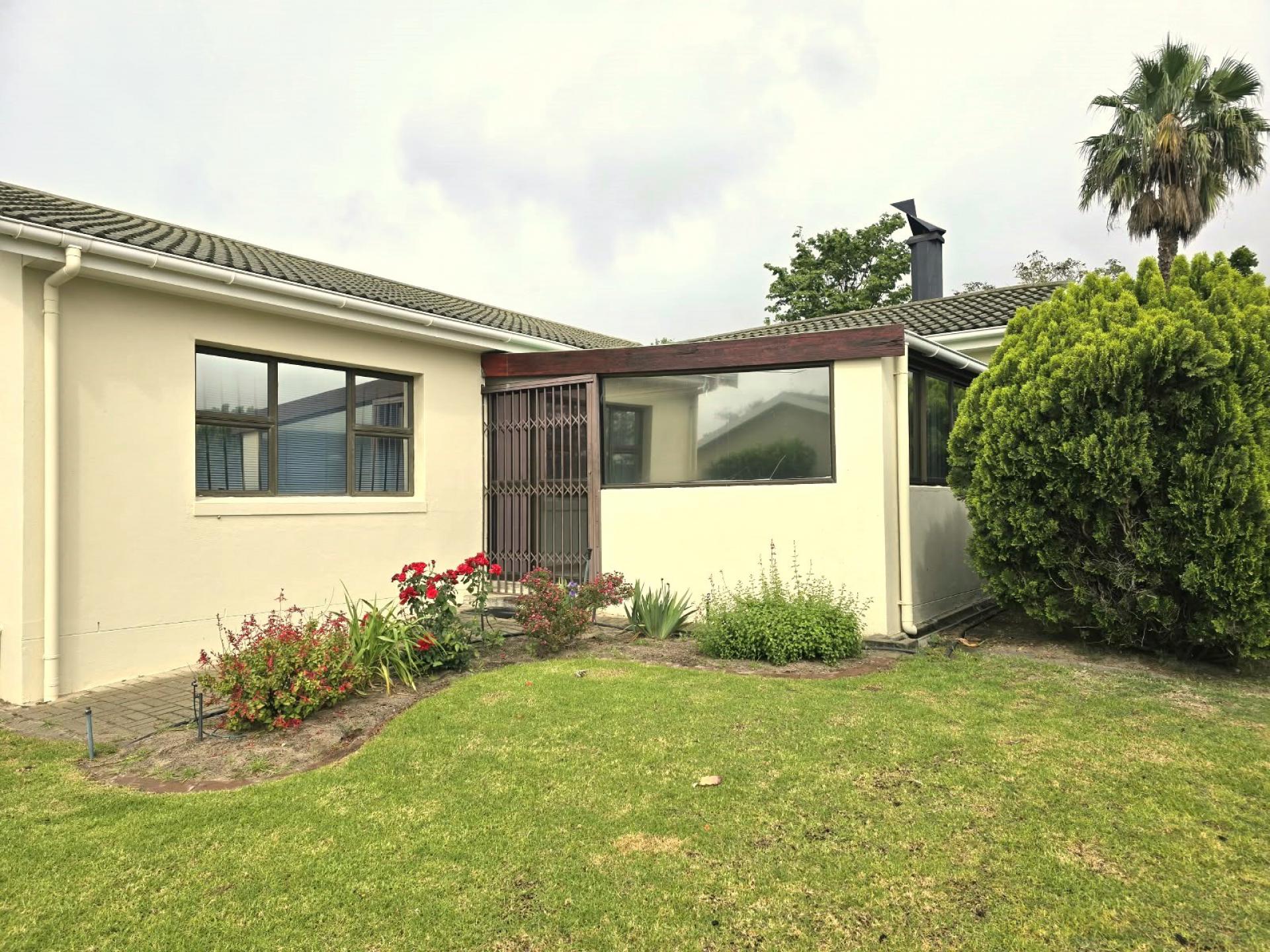  of property in Paarl