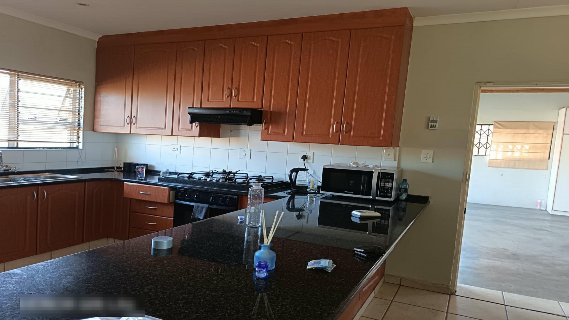 Kitchen of property in Pioneer Park (Newcastle)