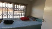 Bed Room 1 of property in Pioneer Park (Newcastle)