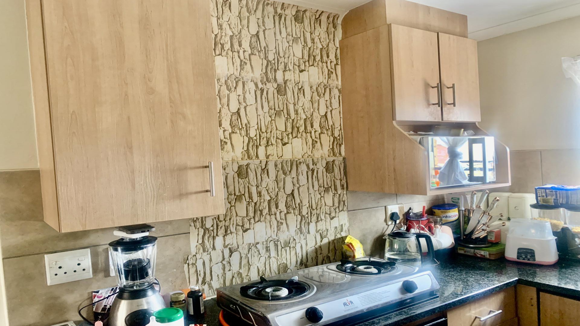 Kitchen of property in Alveda