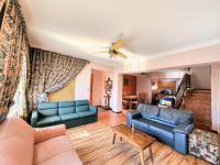  of property in Florauna