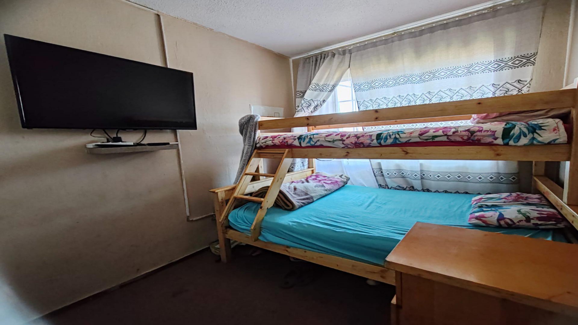 Bed Room 2 of property in Elspark