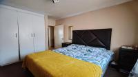 Bed Room 1 of property in Elspark