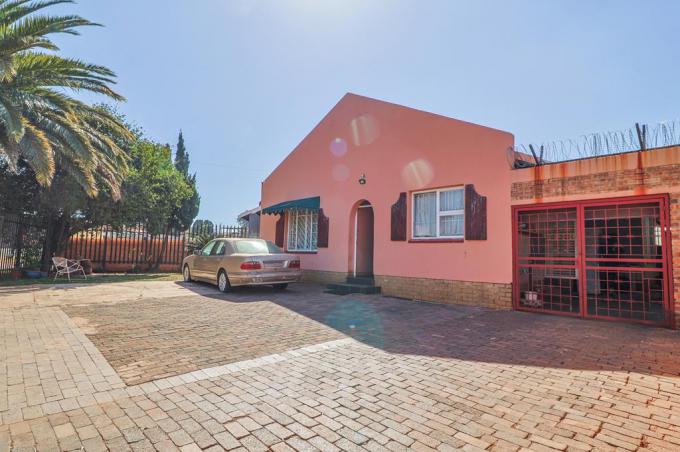 3 Bedroom House for Sale For Sale in Zakariyya Park - MR724914