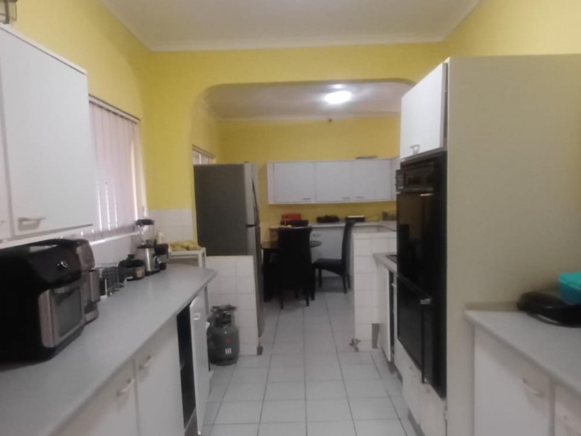 of property in Birch Acres