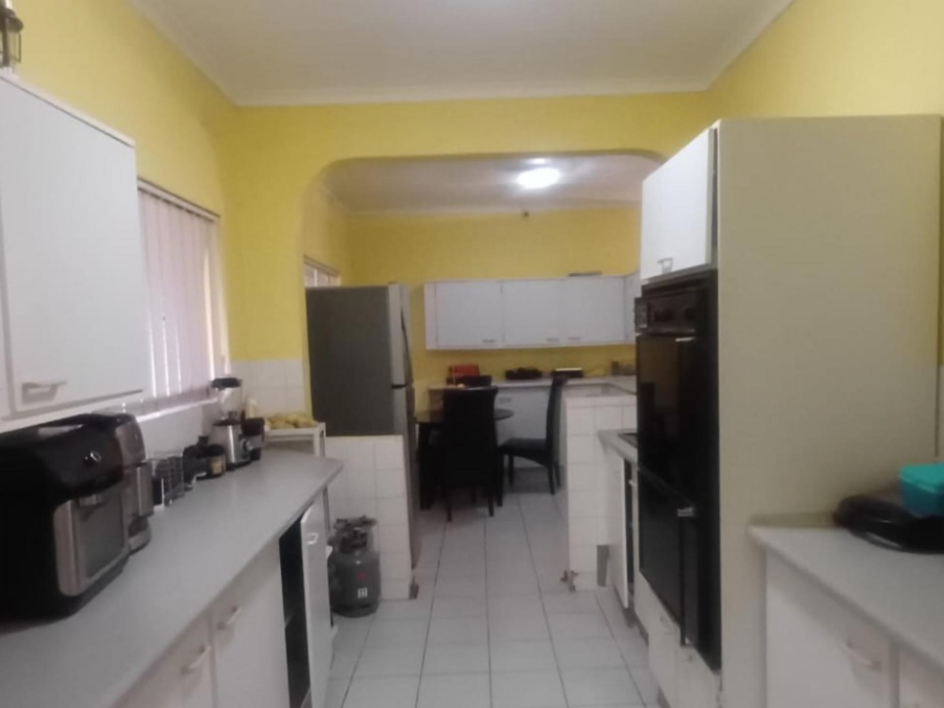  of property in Birch Acres