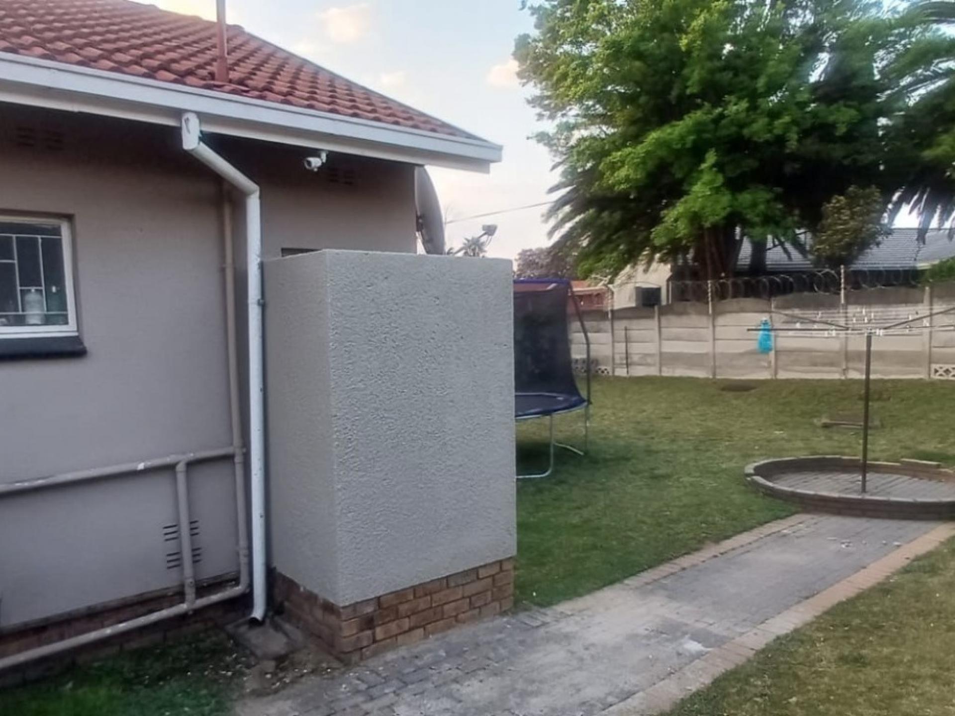 of property in Birch Acres