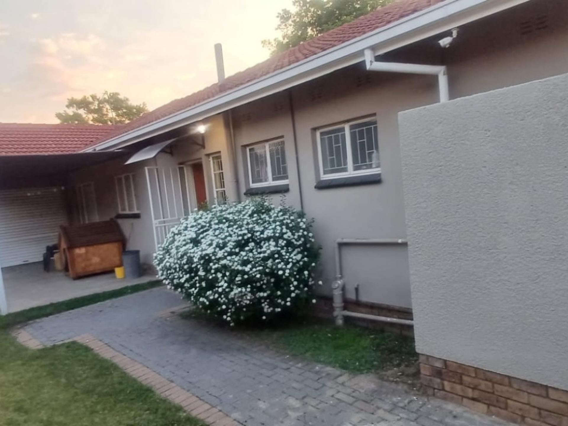  of property in Birch Acres