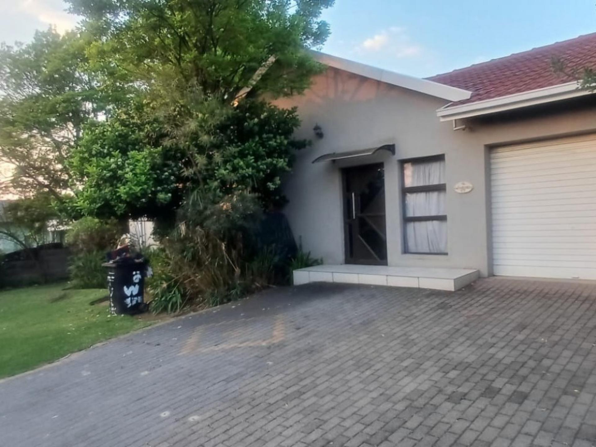  of property in Birch Acres