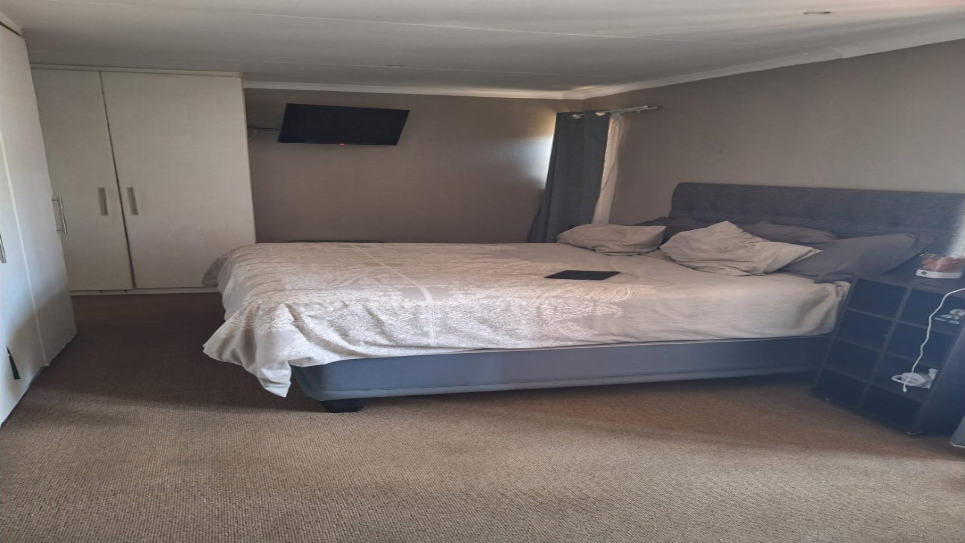 Bed Room 1 of property in Union