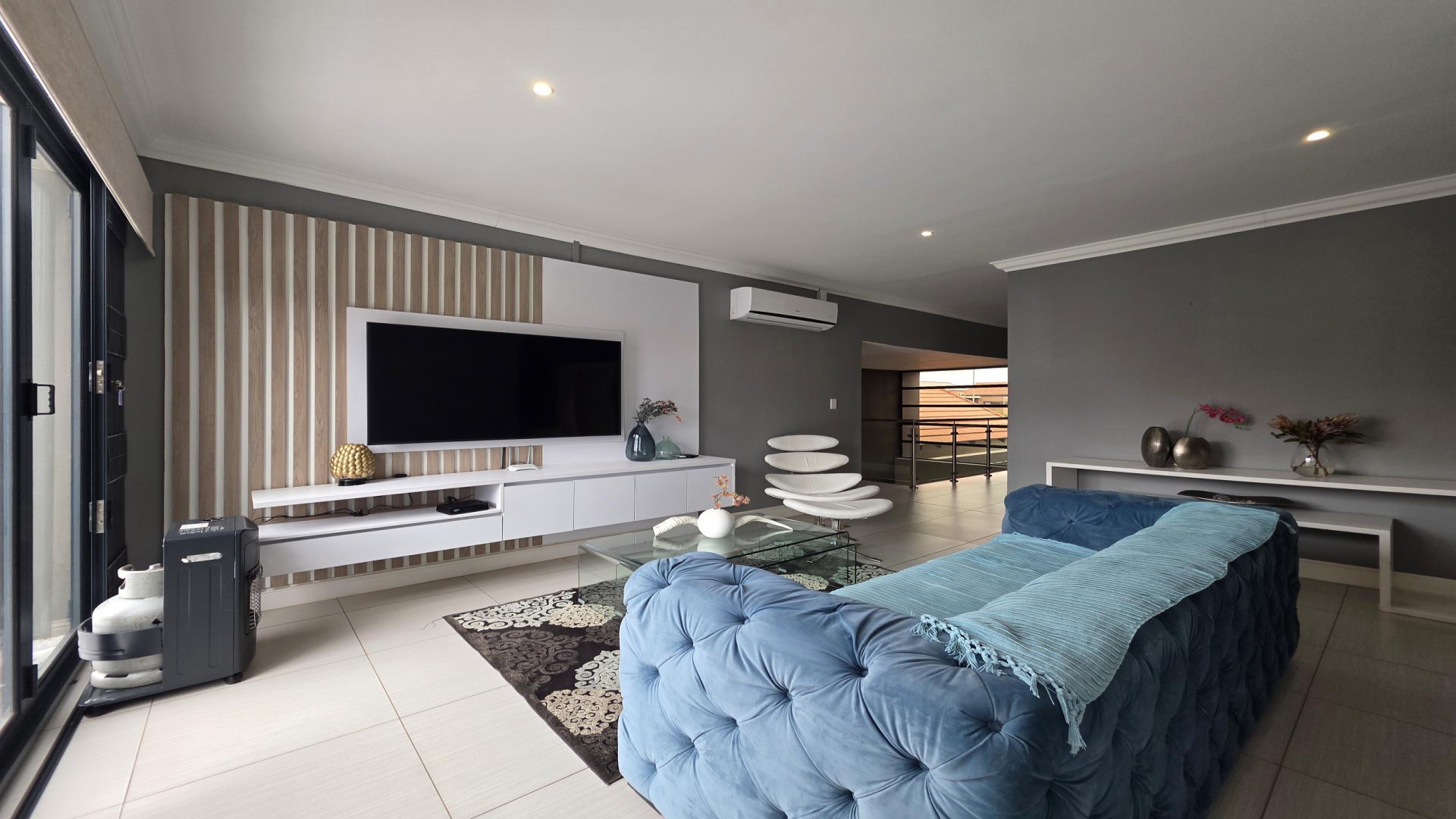 Lounges of property in Bloemfontein