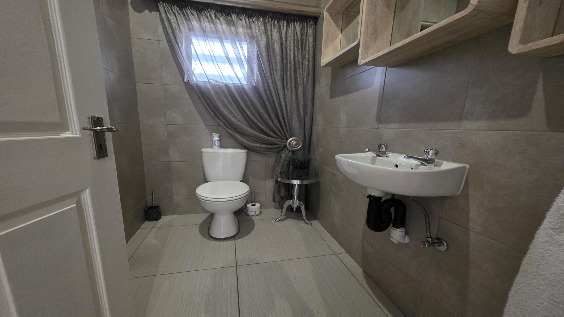 Bathroom 1 of property in Bloemfontein