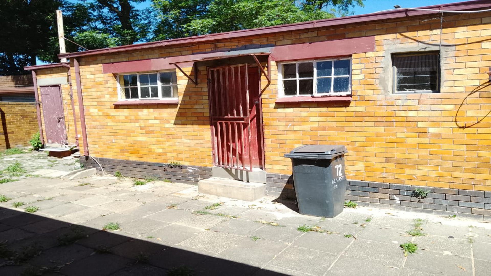 Flatlet of property in The Hill