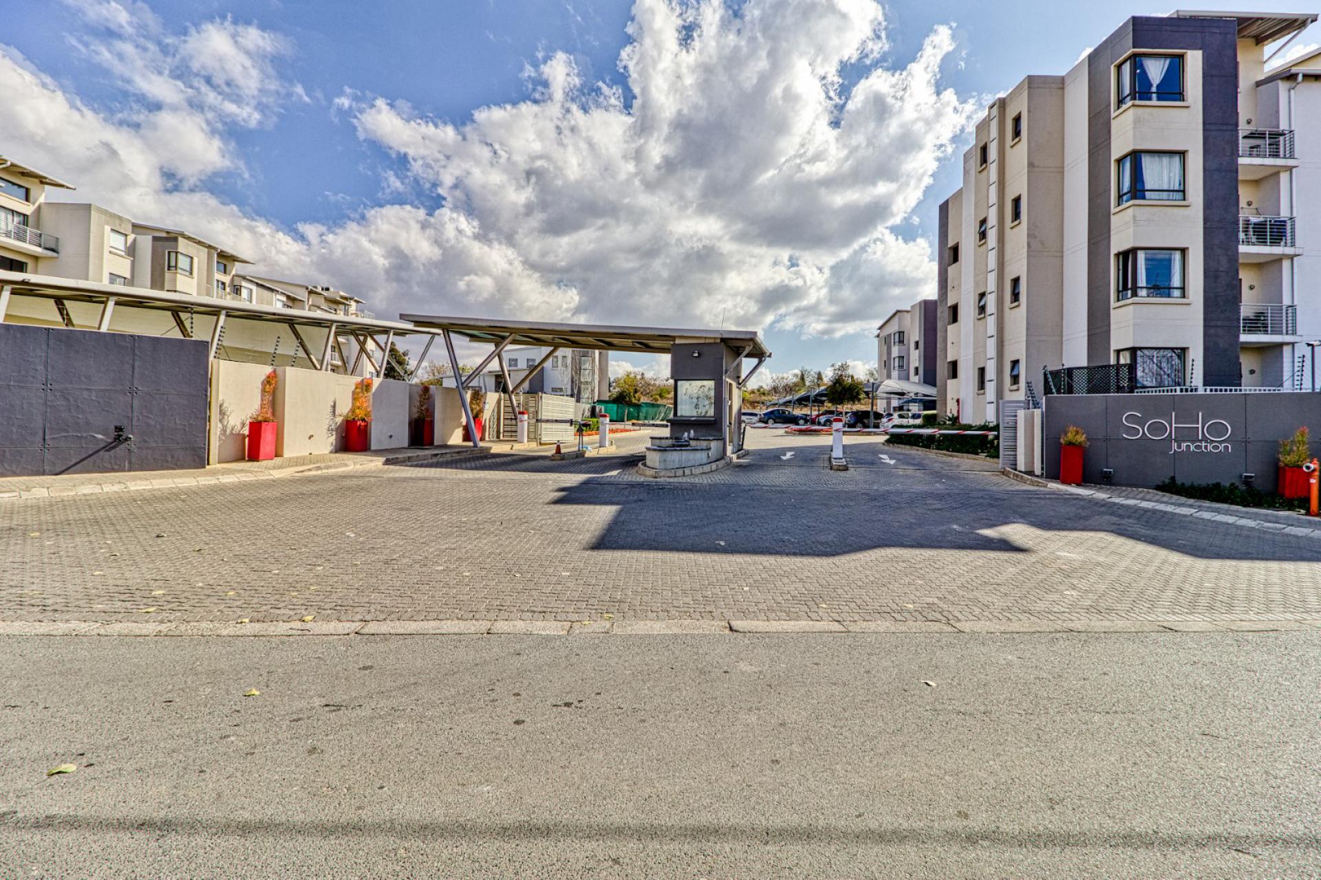 Front View of property in Broadacres