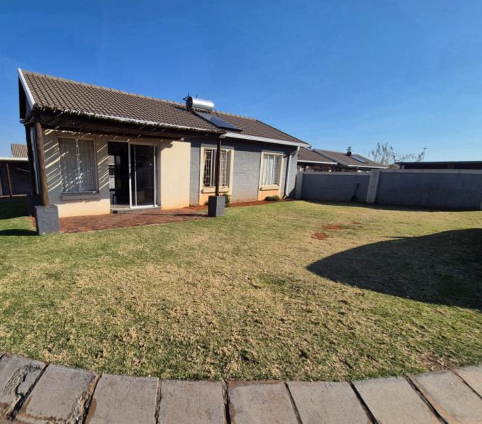 3 Bedroom House for Sale For Sale in Germiston - MR725025