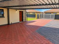  of property in Dawn Park