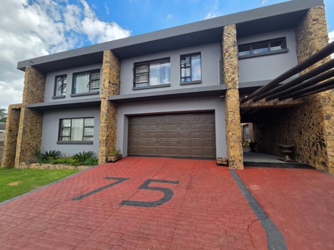 3 Bedroom House for Sale For Sale in Brackendowns - MR725081