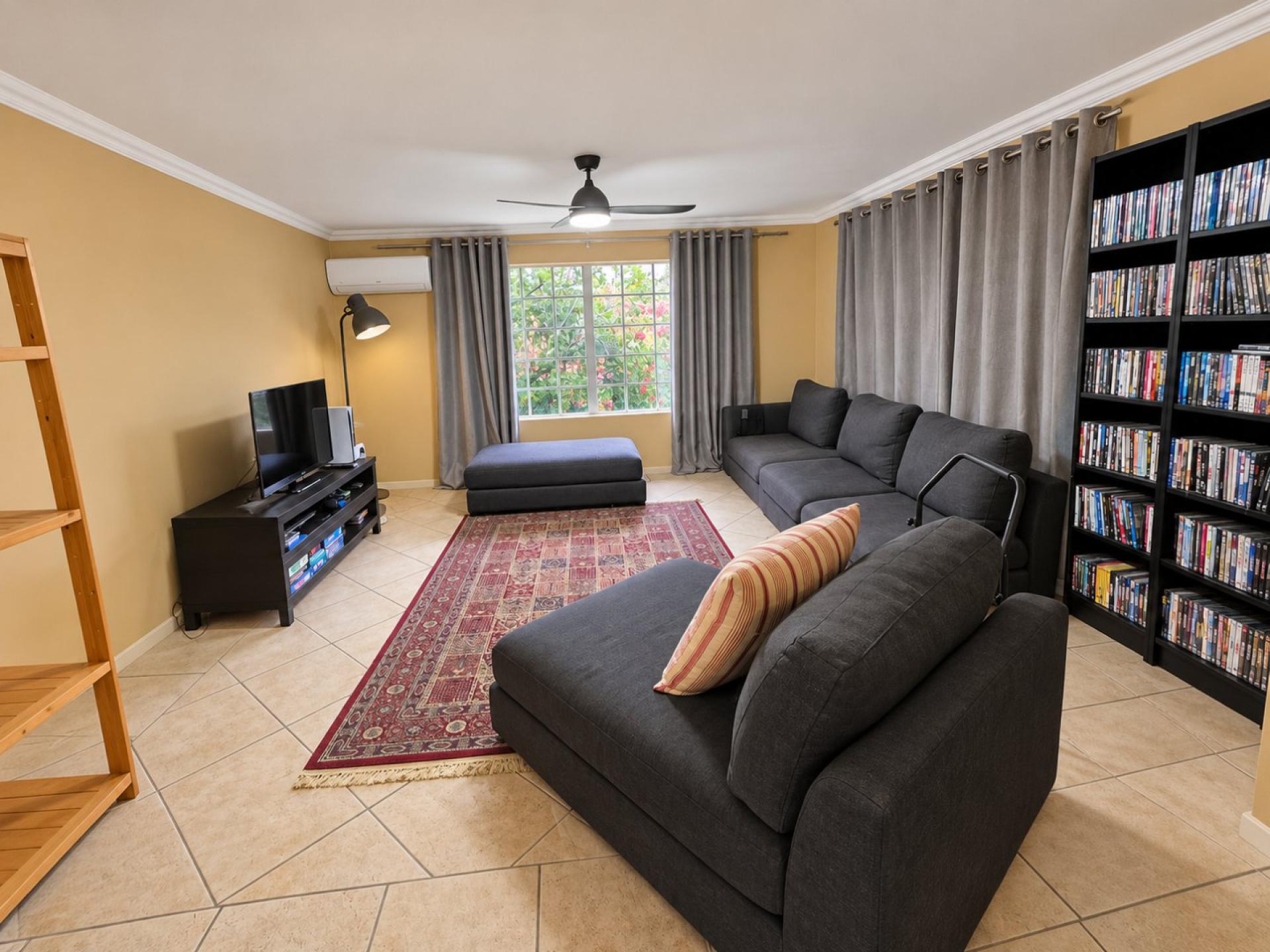  of property in Magalieskruin
