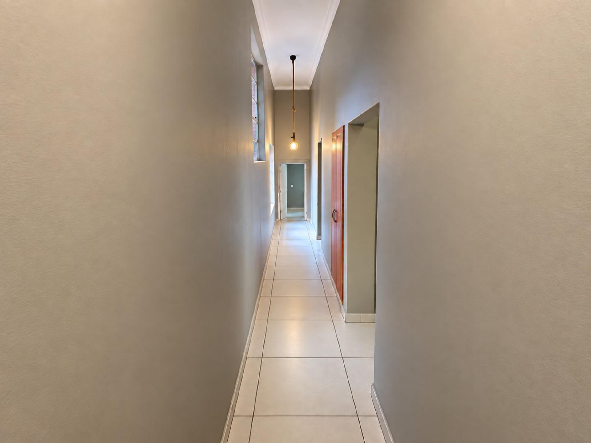  of property in Magalieskruin