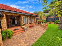  of property in Magalieskruin