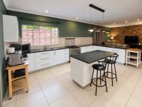  of property in Magalieskruin