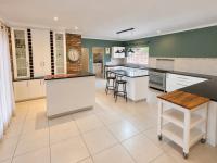  of property in Magalieskruin