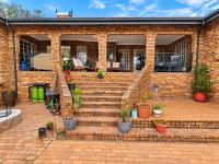  of property in Magalieskruin