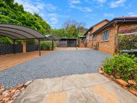  of property in Magalieskruin