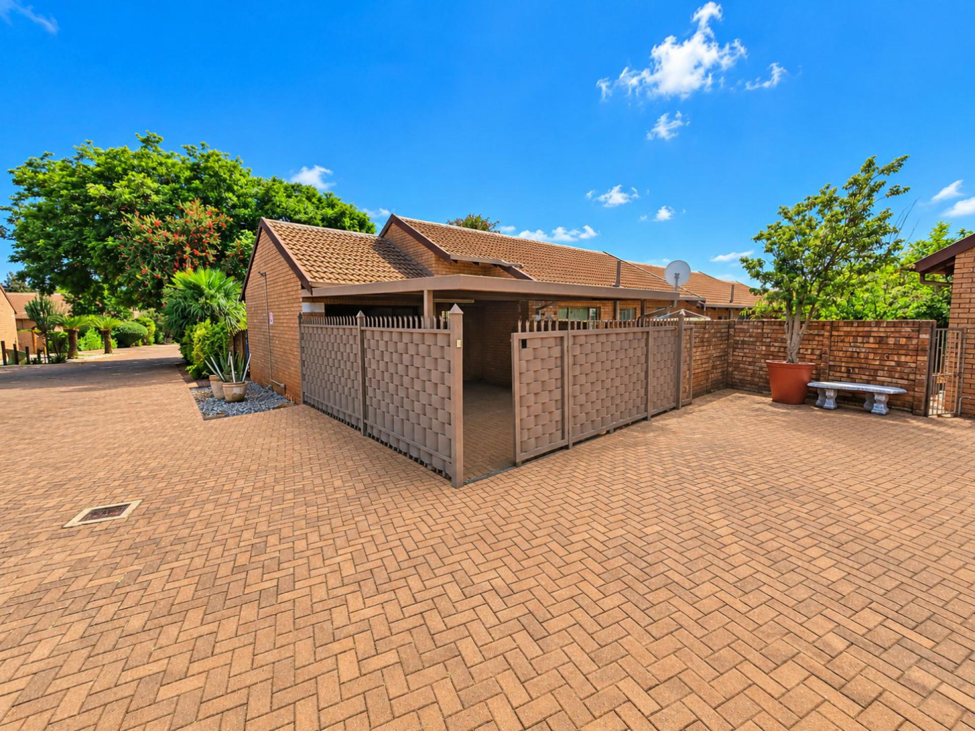  of property in Doornpoort