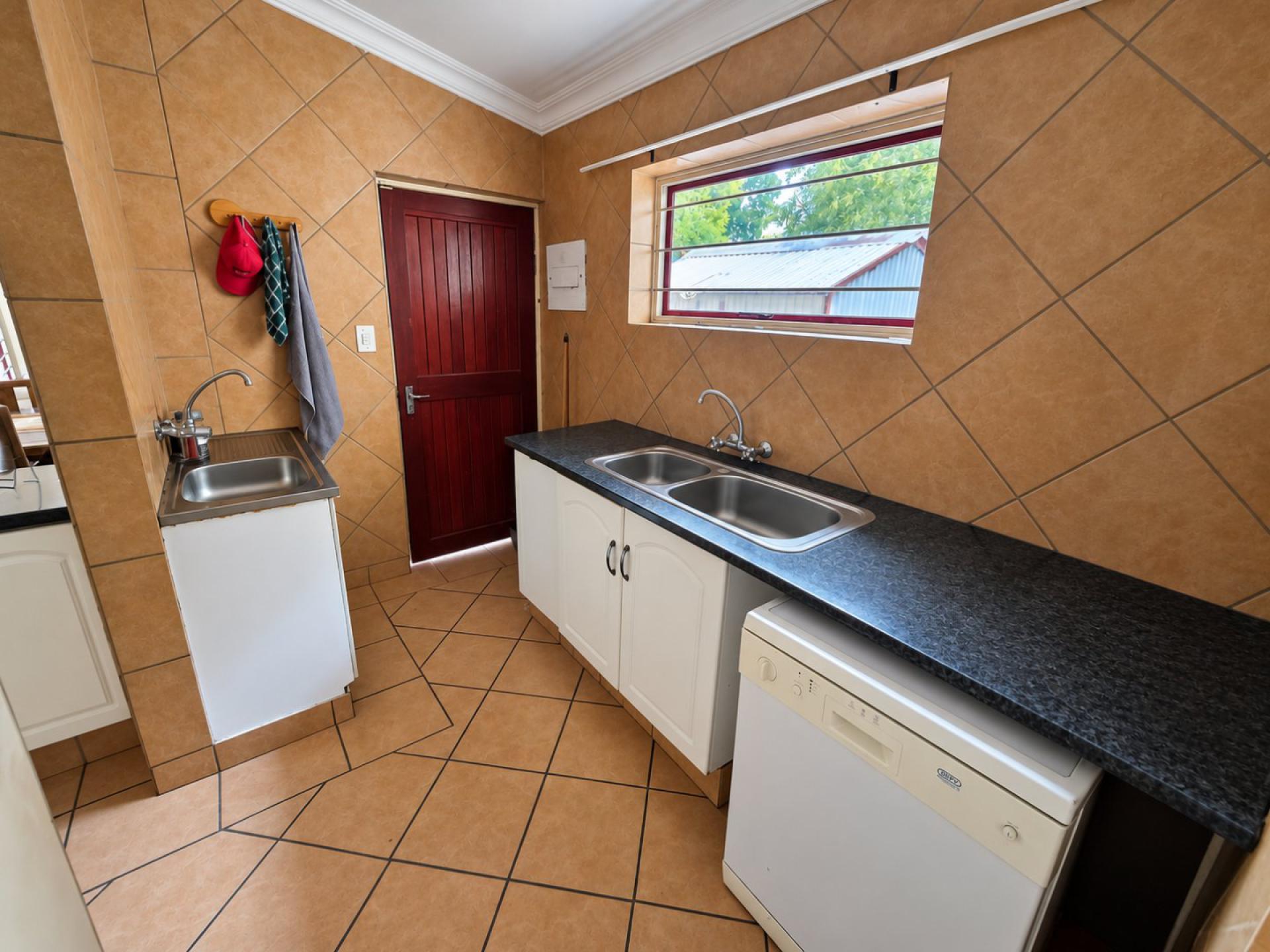  of property in Doornpoort